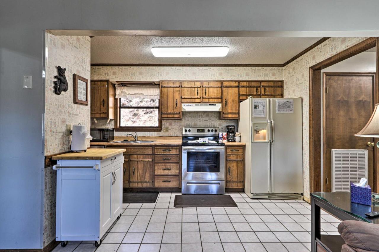 Smoky Mountain Cabin 4 Acres, 3 Mi To جاتلينبرج المظهر الخارجي الصورة